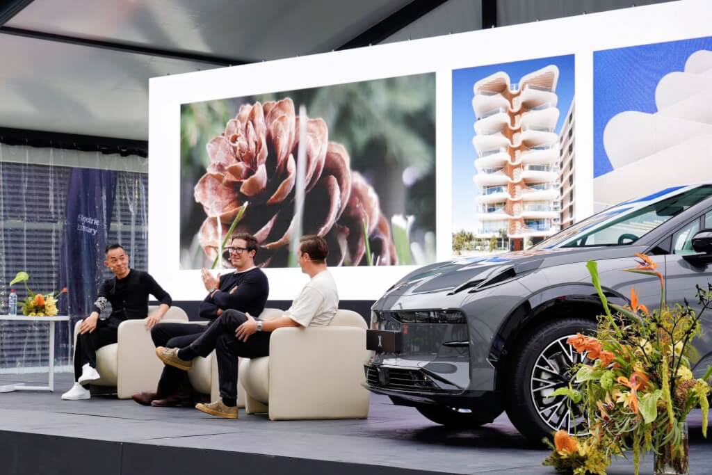 Eat The Elephant Technical production for live, virtual & hybrid experiences