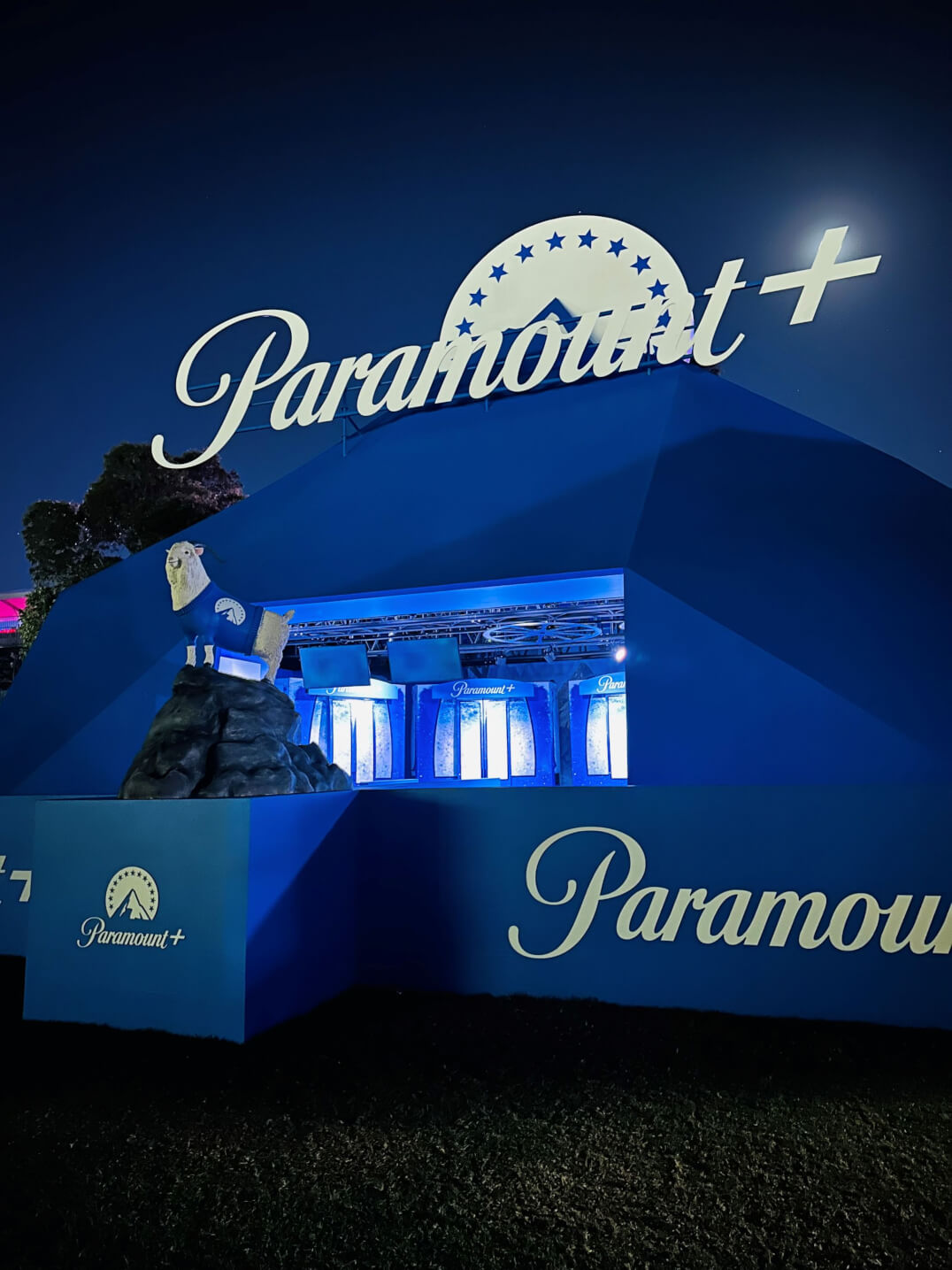 Eat The Elephant Technical production for live, virtual & hybrid experiences